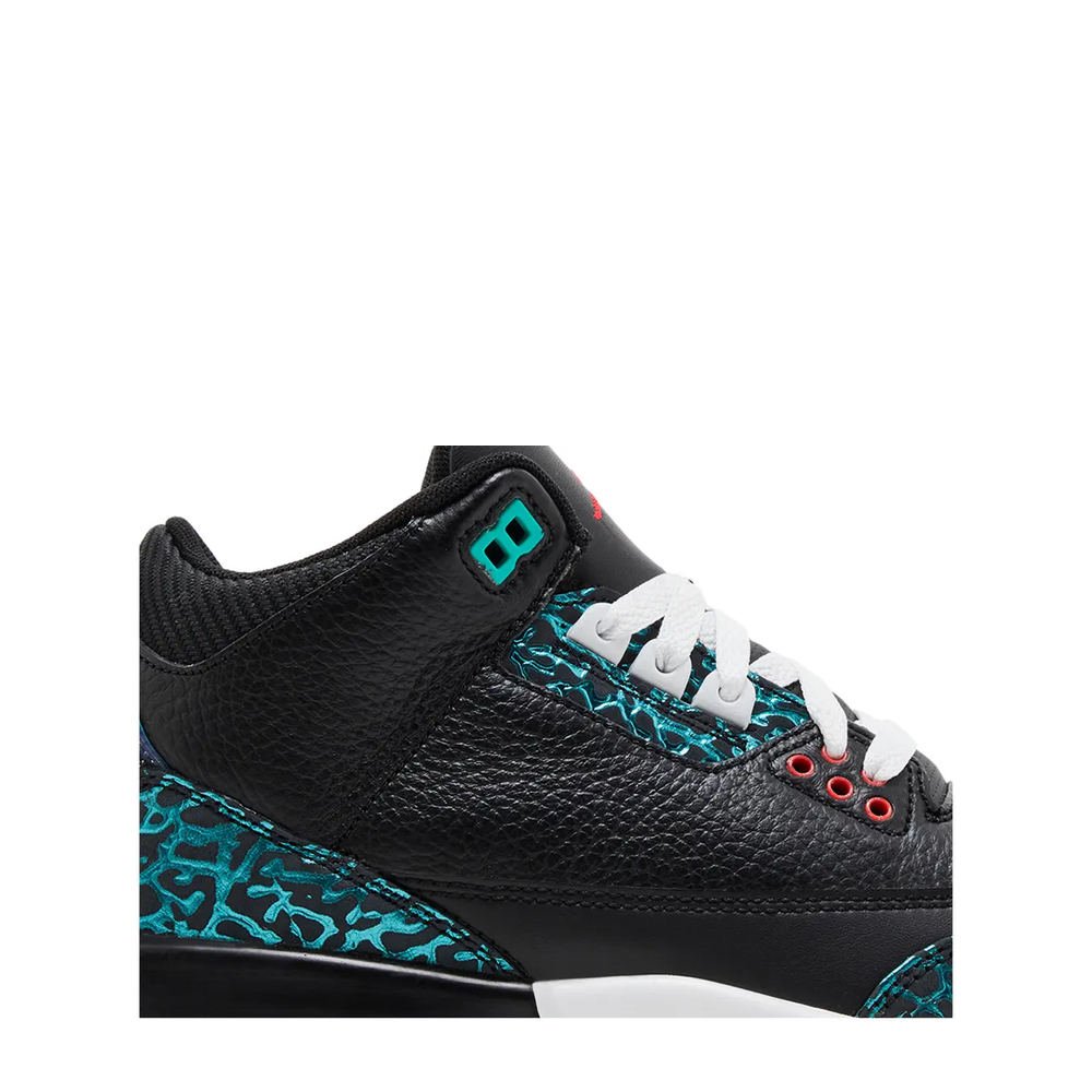 Air Jordan 3 Retro (GS) 'Black Siren Red Hyper Jade' sneaker, alternate view 5