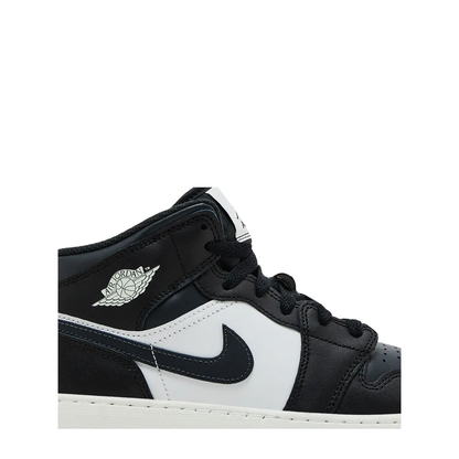 Air Jordan 1 Mid (GS) 'Black White' sneaker, alternate view 5