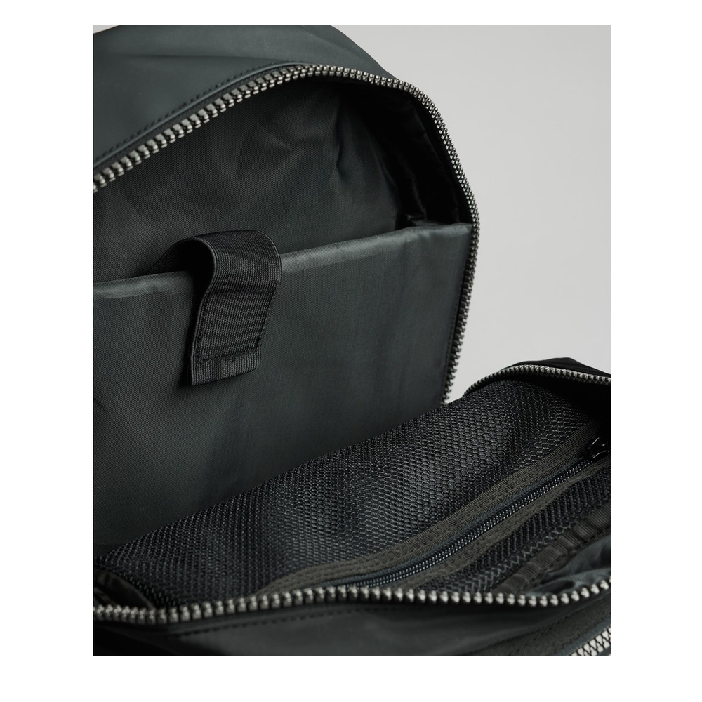 Superdry Mountain Tarp Graphic Backpack 'Black', alternate view 7