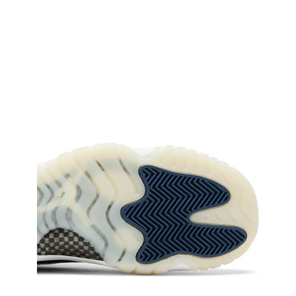 Air Jordan 11 Retro Low (GS) 'Diffused Blue' sneaker