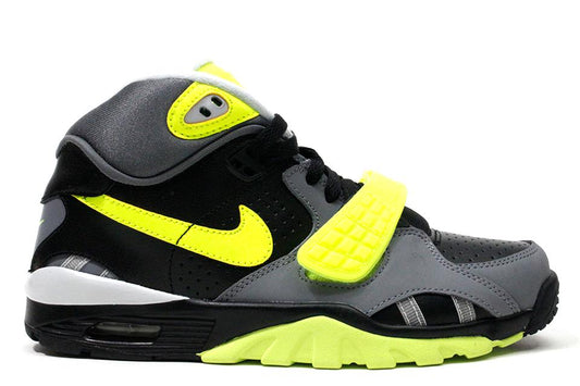 NIKE AIR TRAINER SC 2 Volt GS