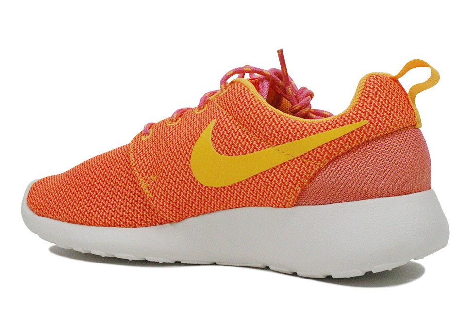 NIKE ROSHE RUN (WMNS) "Pink Glow/Atomic Mango"