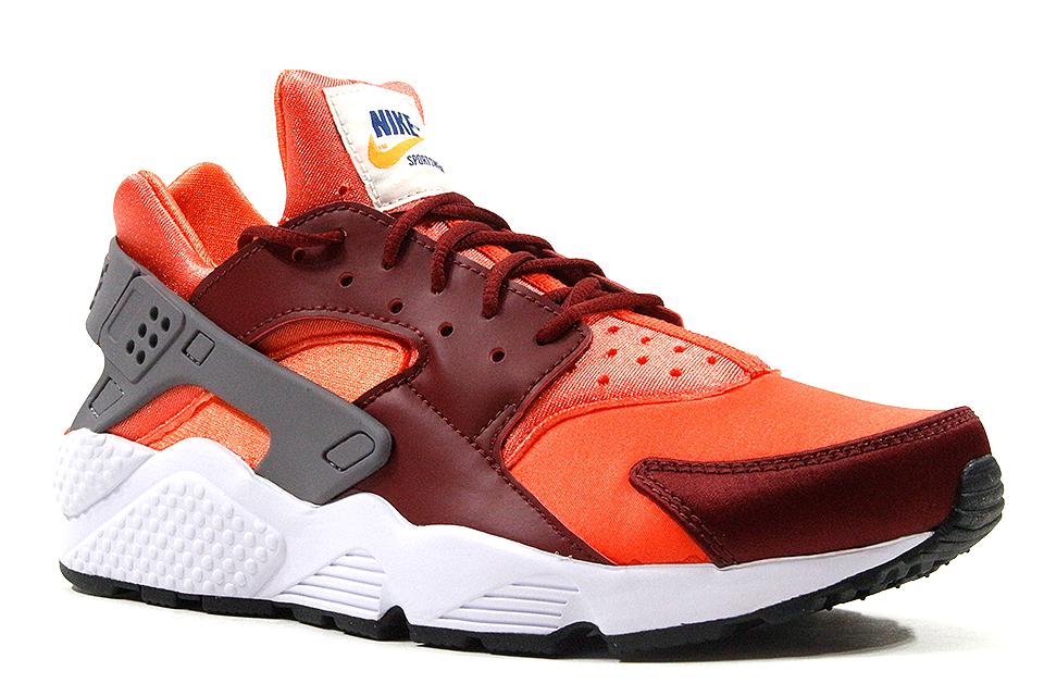NIKE AIR HUARACHE "Gunsmoke/Team Red" by Nike Huarache