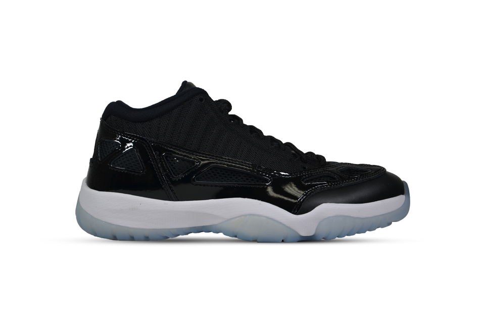 Jordan 11 low on sale ie space jam